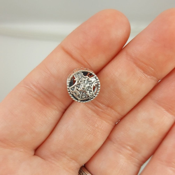 925 Silver Harry Potter Hogwarts Charm - Picture 7 of 9